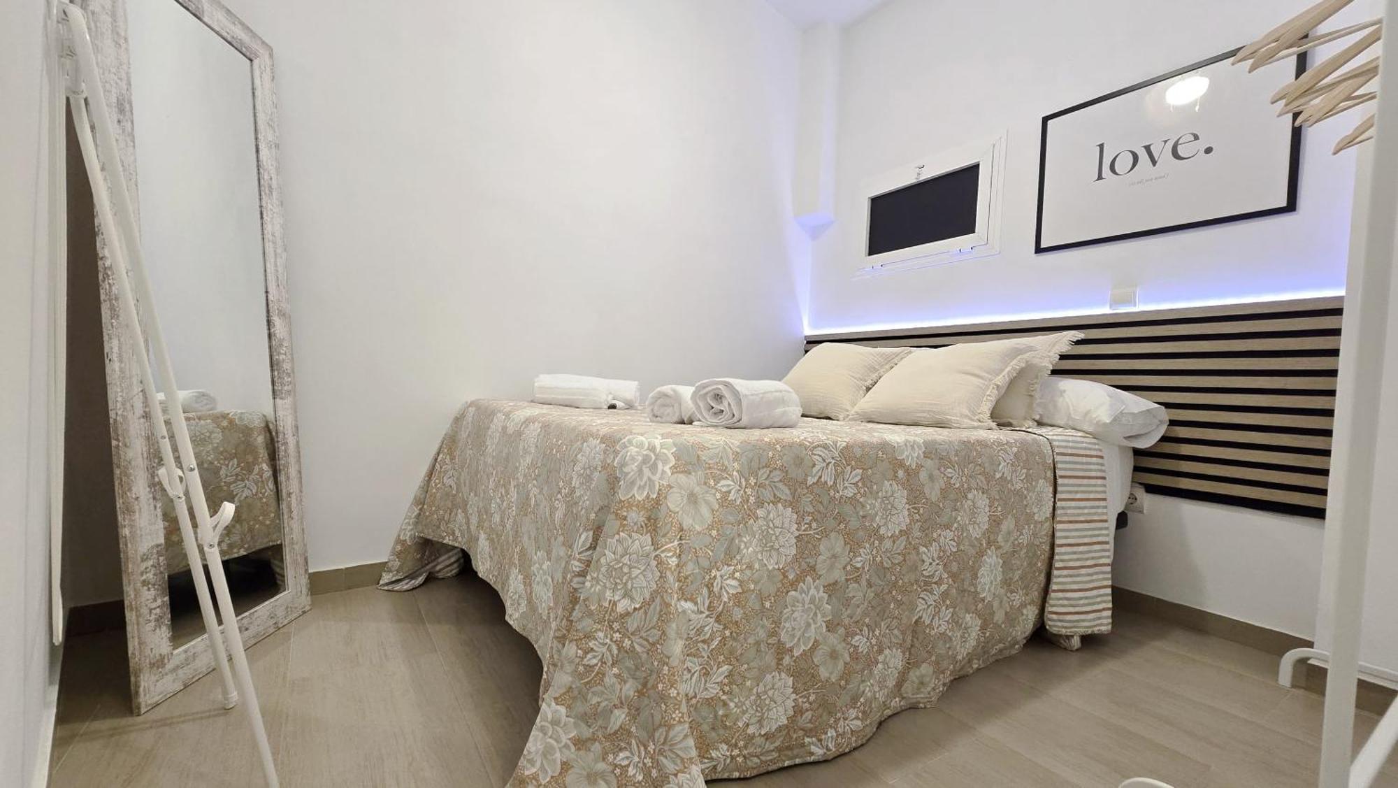 Apartamento El Chiquito - Centro De Málaga Kültér fotó